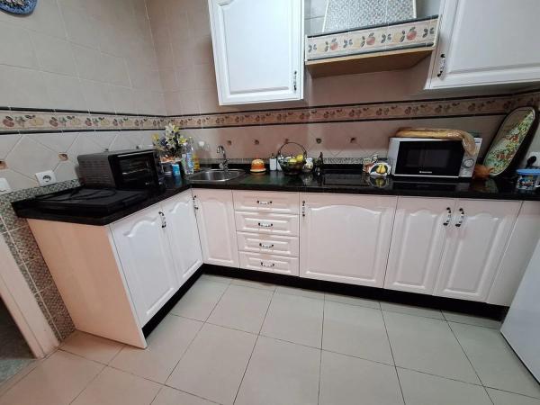 Chalet pareado en calle Tomillo