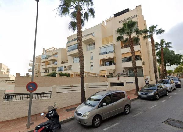 Piso en calle Bahía s/n