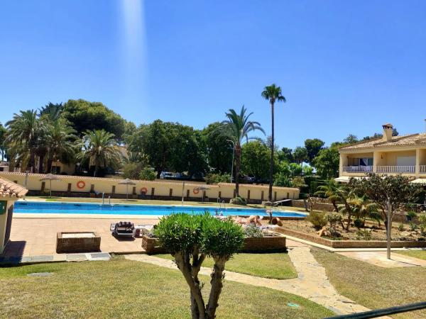 Chalet adosado en ronda del Golf Este s/n