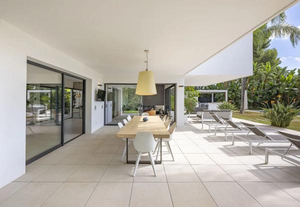 Casa independiente en calle Pizarra