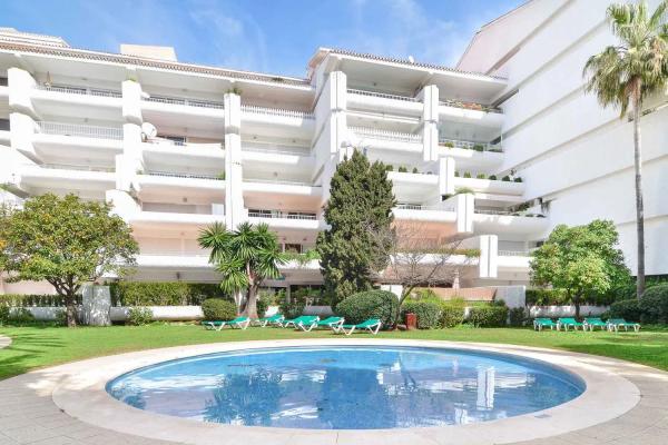 Piso en Barrio La Carolina-Guadalpín