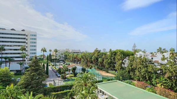 Piso en Barrio La Carolina-Guadalpín