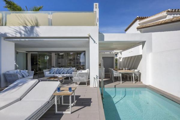 Casa independiente en calle Torre Verde