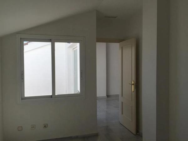 Ático en Barrio La Carolina-Guadalpín