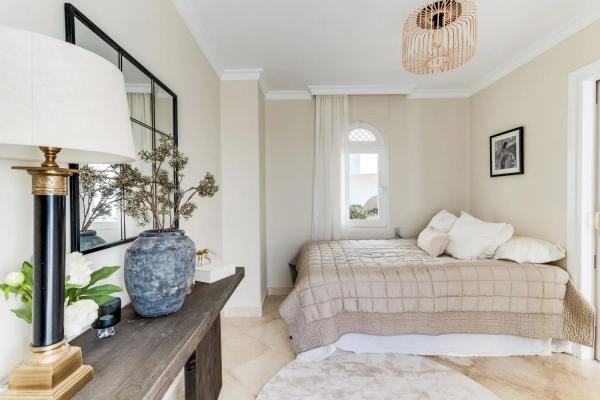 Ático en Urbanización Marbella Hill Club, 1 c