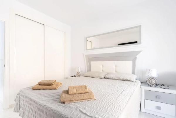 Chalet adosado en calle Pleamar s/n