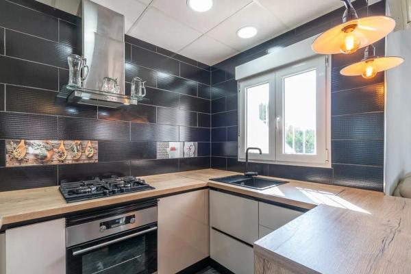 Casa independiente en calle Virgo s/n