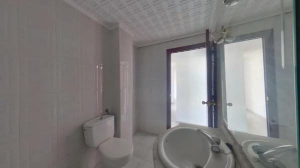 Piso en calle Miguel Delibes