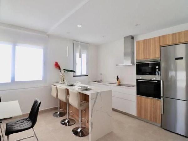 Casa independiente en calle Brasil s/n