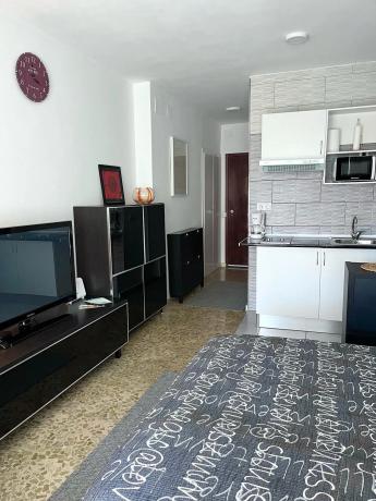 Estudio en Av. De los Manantiales, 24