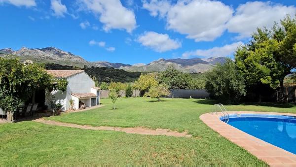 Casa independiente en cañada