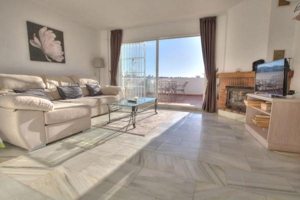 Chalet pareado en calle Córdoba