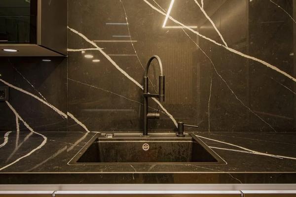 Chalet en plaza de la Victoria