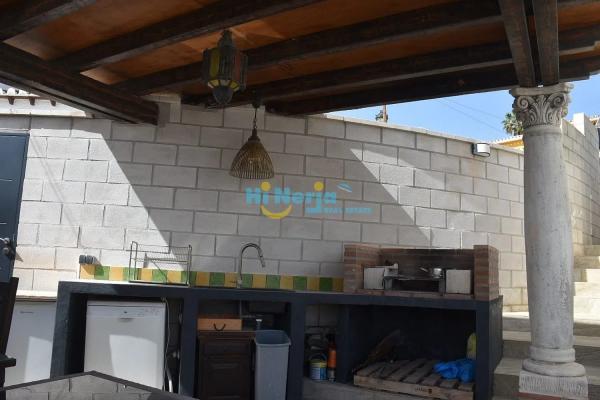 Chalet en Avda Pescia - Ctra de Frigiliana