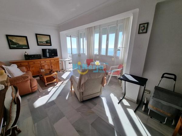 Piso en Avda Pescia - Ctra de Frigiliana