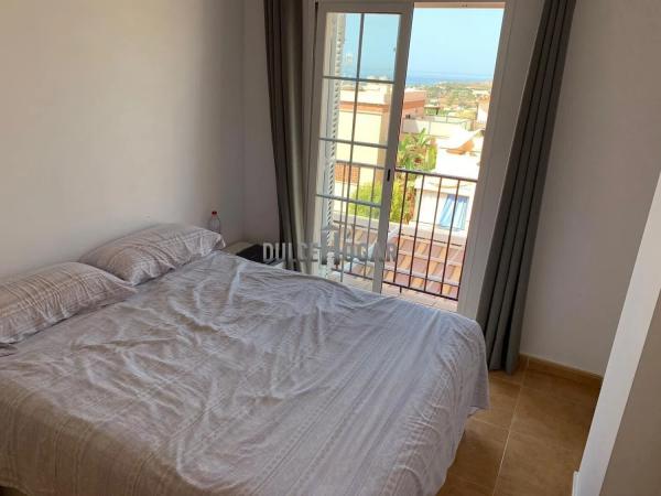 Chalet adosado en calle Turmalina