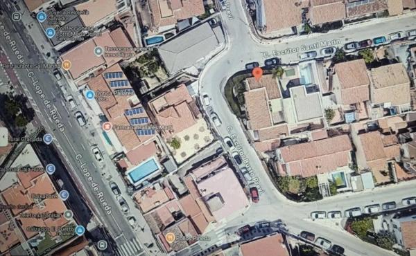 Chalet en calle Escritor Santi Marín, 2