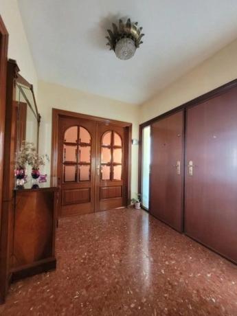 Chalet en calle Escritor Santi Marín, 2