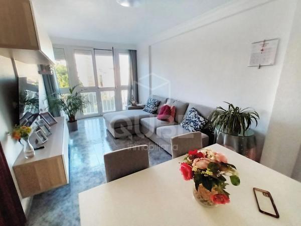 Piso en avenida de Sor Teresa Prat