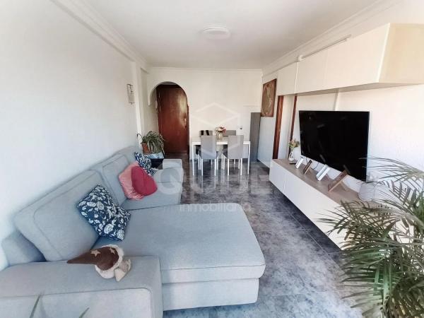 Piso en avenida de Sor Teresa Prat