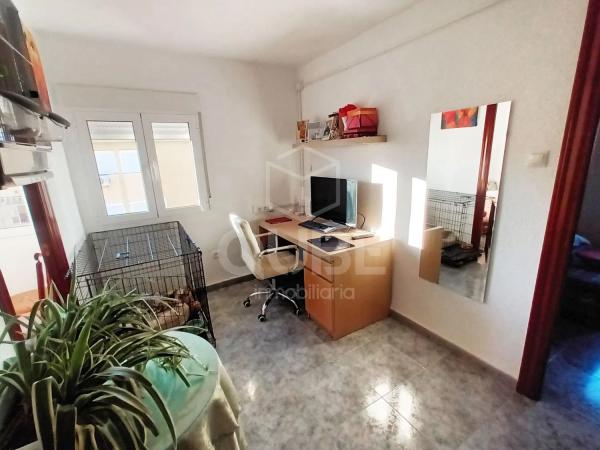 Piso en avenida de Sor Teresa Prat