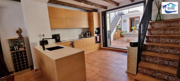 Chalet pareado en calle Pencas, 1