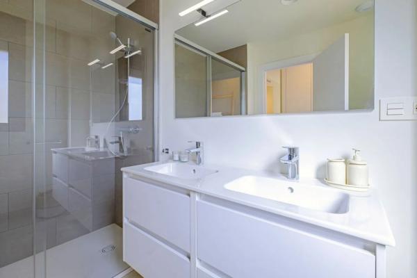 Piso en Urbanizacion Camarate Golf, 6 v