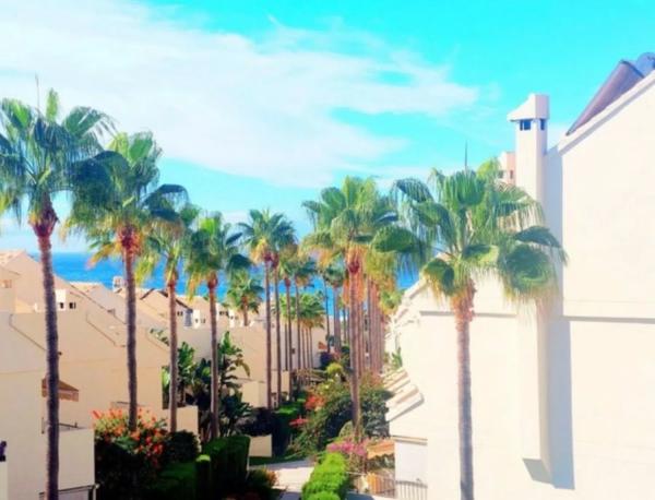 Chalet adosado en avenida Cervantes