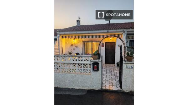 Apartamento entero de 1 dormitorio en Lomas de Polo-Pinomar