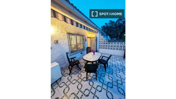 Apartamento entero de 1 dormitorio en Lomas de Polo-Pinomar