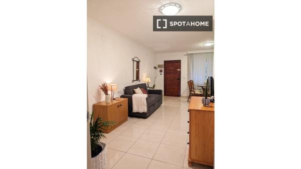 Apartamento entero de 1 dormitorio en Lomas de Polo-Pinomar