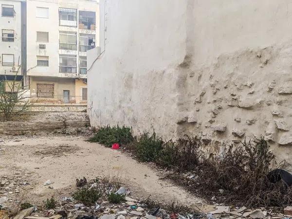 Terreno en calle Mancebería