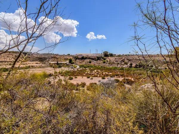 Terreno en calle Urbanización Altamira