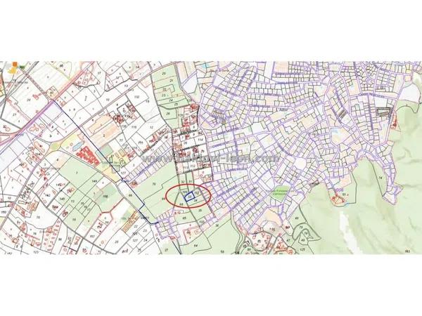 Terreno en calle Thor s/n