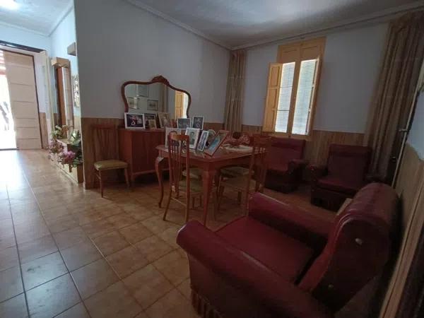 Terreno en avenida U.N.E.S.C.O