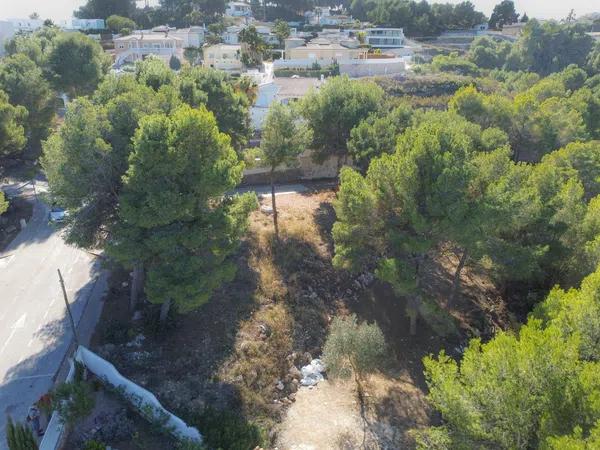 Terreno en calle Benisol