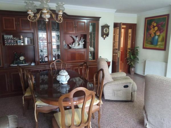 Piso en Barri Zona Nord