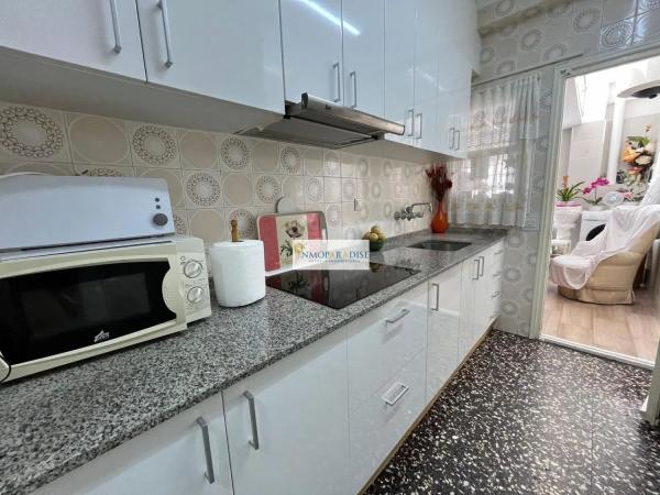 Piso en calle Reyes Católicos