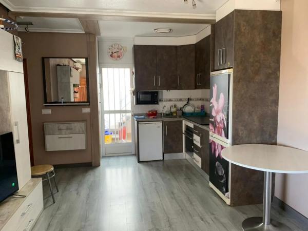 Chalet adosado en calle Semilleros