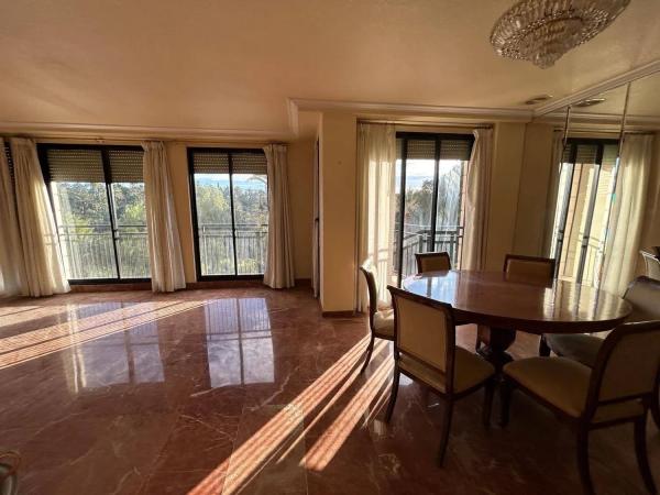 Piso en avenida de la Comunitat Valenciana