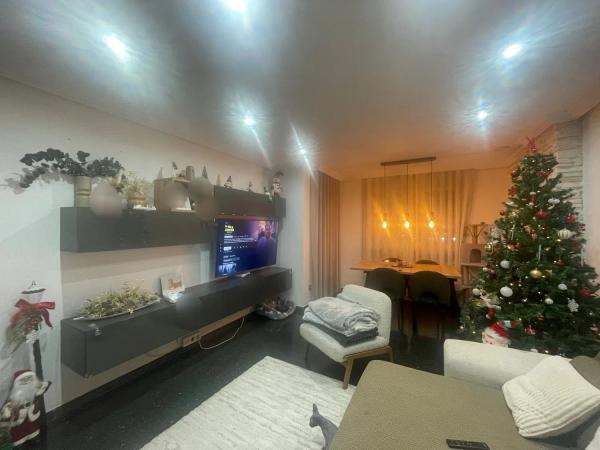 Piso en calle Cortés Valencianas