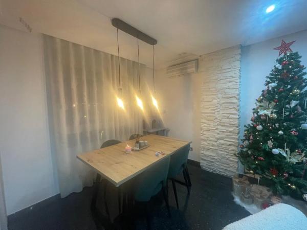 Piso en calle Cortés Valencianas