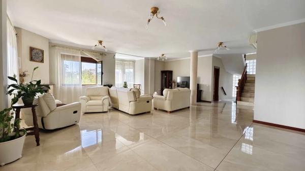 Casa independiente en calle de los Almendros, 33