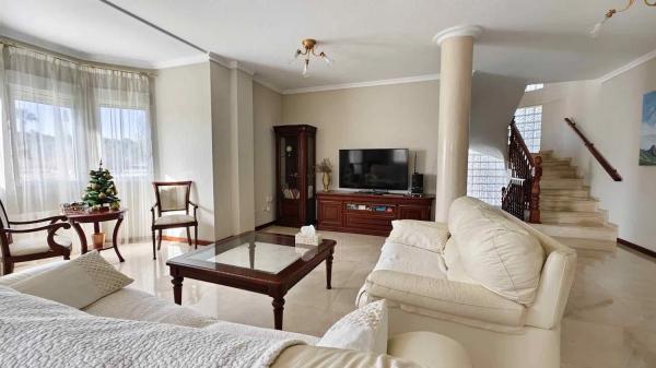 Casa independiente en calle de los Almendros, 33