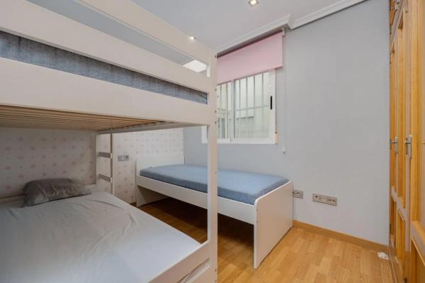 Piso en calle José Martínez Ruiz Azorín, 136