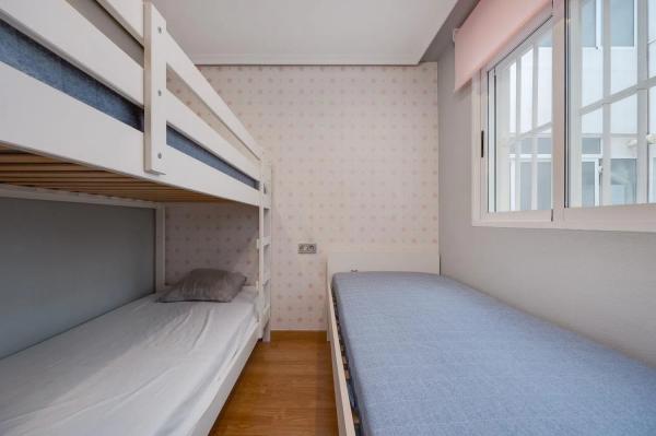 Piso en calle José Martínez Ruiz Azorín, 136