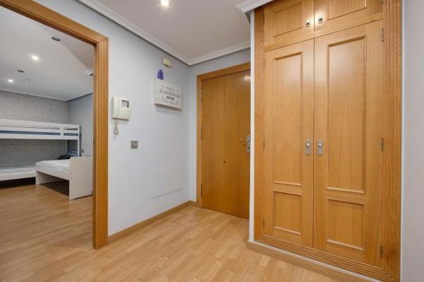 Piso en calle José Martínez Ruiz Azorín, 136