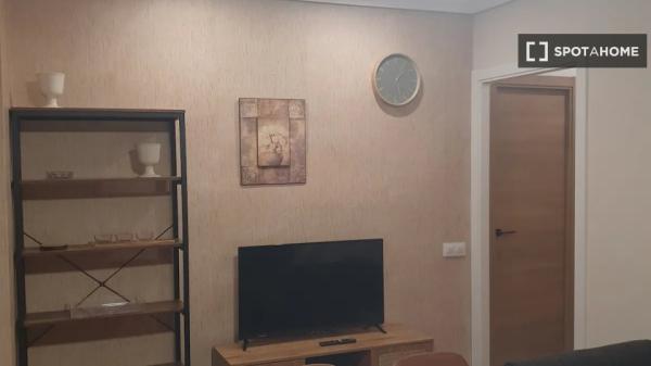 Piso de 3 dormitorios en alquiler en Sevilla