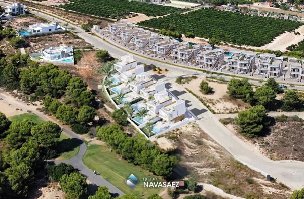 VISTA AZUL XXXV LO ROMERO GOLF VILLAS