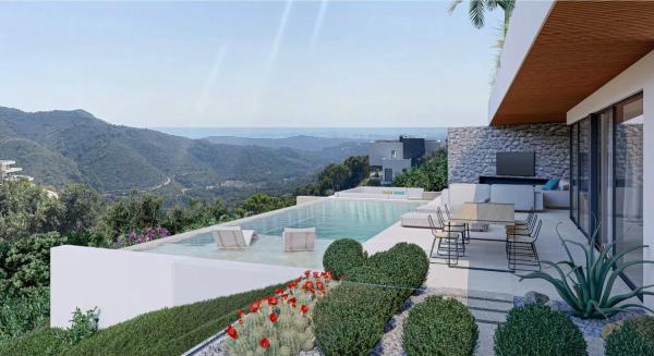 Casa o chalet independiente en venta en Urbanizacion Montemayor Alto f, 17